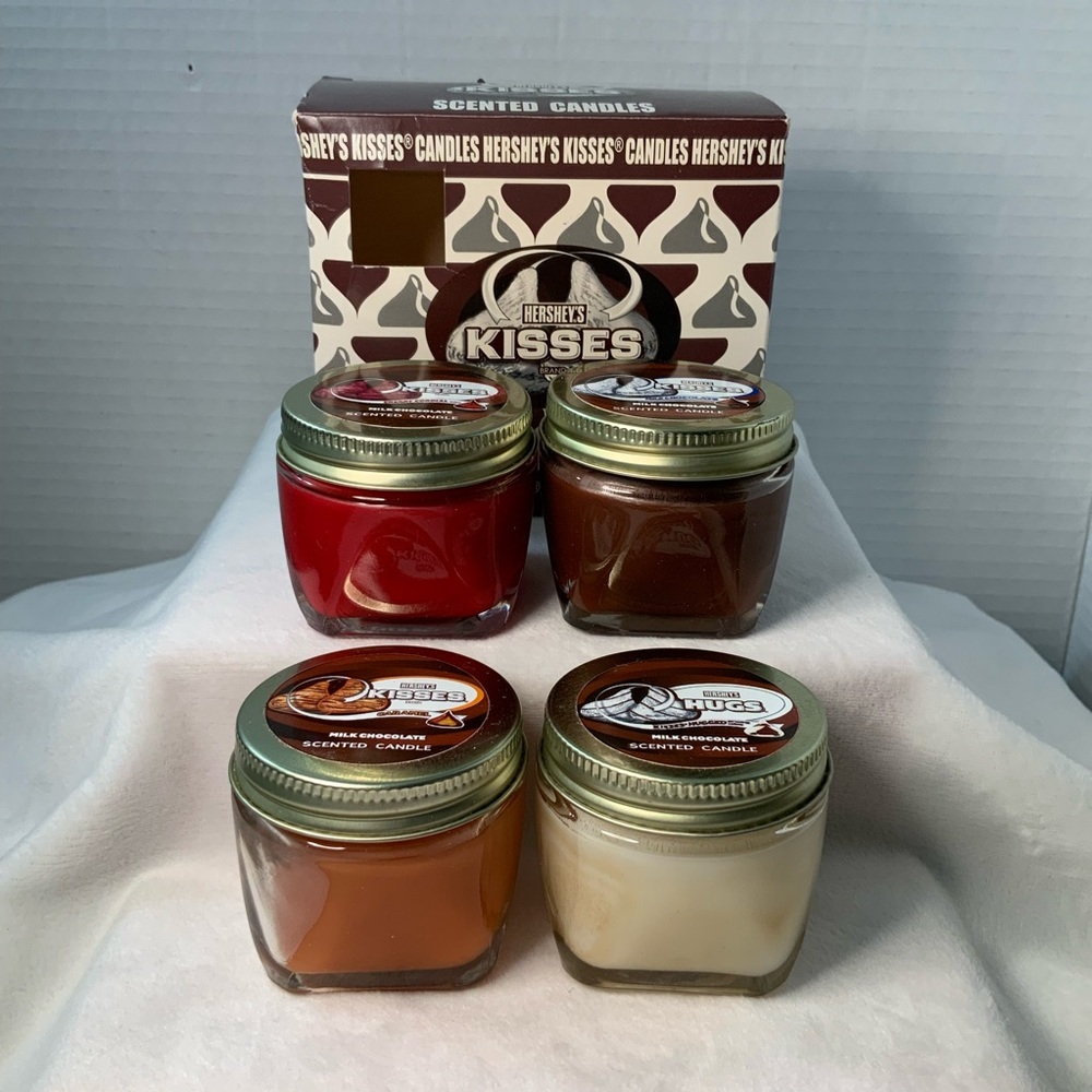 HERSHEY'S Chocolate Candle Gift Set
